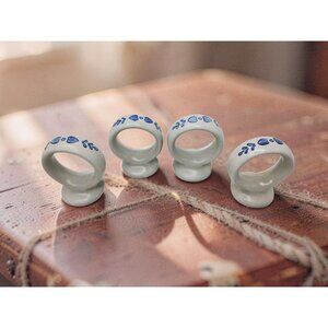 Set Of 4 Vintage Platzgraff Yorktowne Ceramic Napkin Rings With Blue Floral Desi